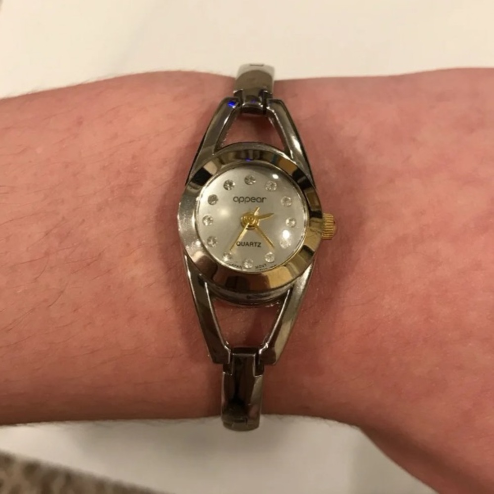 Appear silver tone quartz stainless steel watch